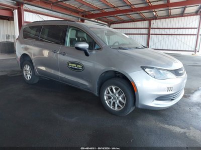 2020 Chrysler Voyager
