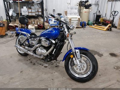2001 Suzuki Vz800