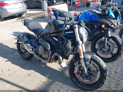 2015 Ducati Monster