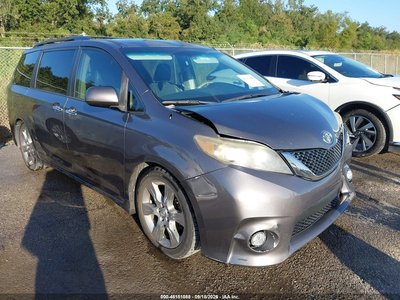 2013 Toyota Sienna