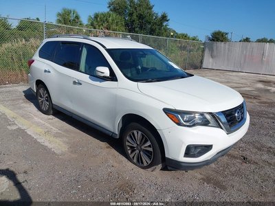 2018 Nissan Pathfinder