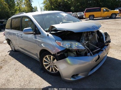 2014 Toyota Sienna