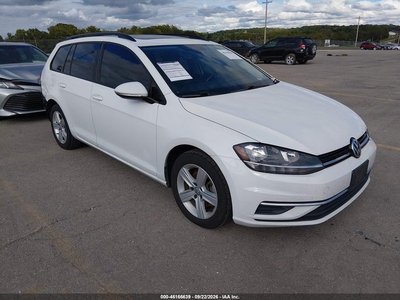 2018 Volkswagen Golf SportWagen