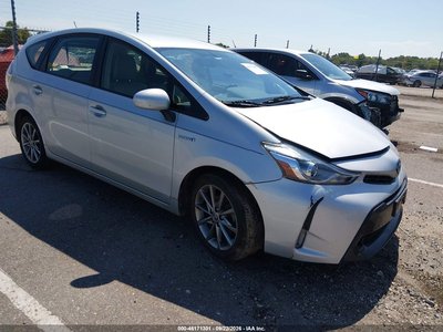 2016 Toyota Prius V