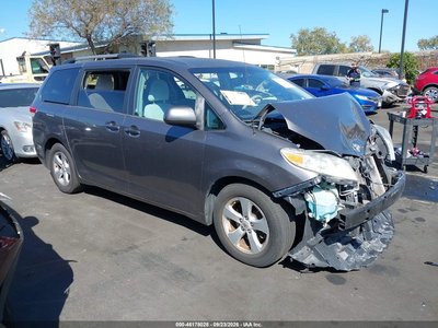 2014 Toyota Sienna