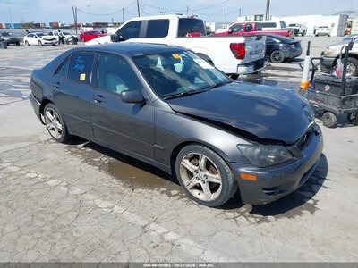 2003 Lexus IS