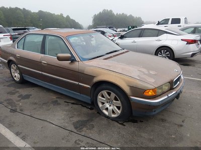 2000 BMW 740il