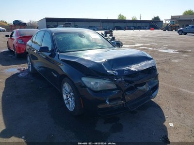 2012 BMW 750i