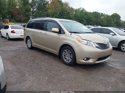 2013 Toyota Sienna