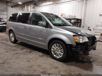 2015 Chrysler Town & Country
