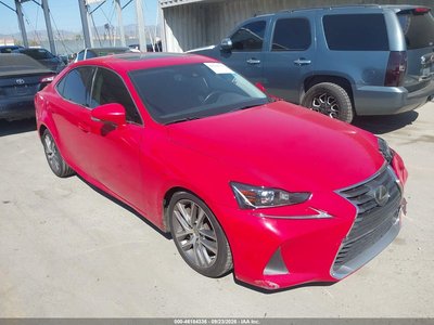 2019 Lexus IS