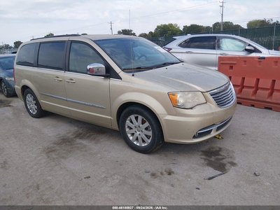 2012 Chrysler Town & Country