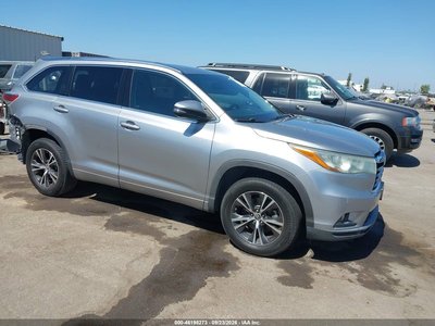2016 Toyota Highlander