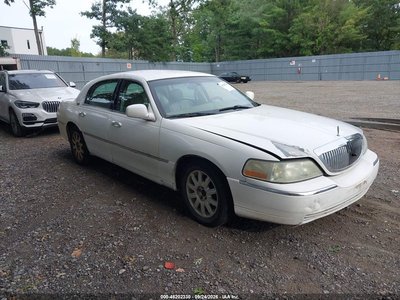 2010 Lincoln Town Car