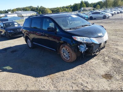 2016 Toyota Sienna