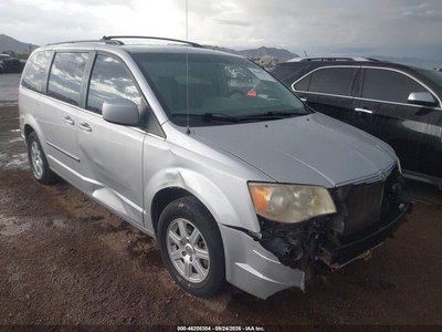2010 Chrysler Town & Country
