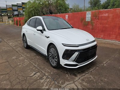 2025 Hyundai Sonata Hybrid