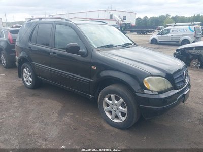 2000 Mercedes-Benz M-Class