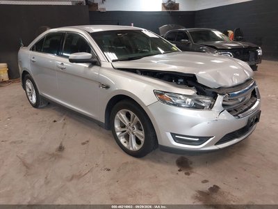 2016 Ford Taurus