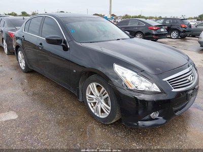 2015 Infiniti Q40