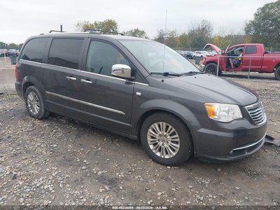 2014 Chrysler Town & Country