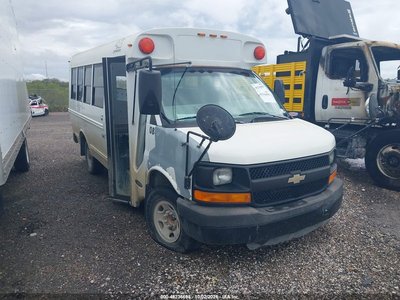 2003 Chevrolet Express Cutaway
