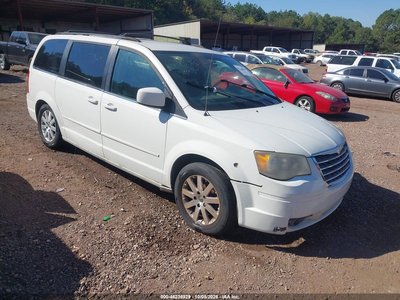 2008 Chrysler Town & Country