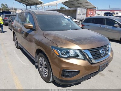 2017 Nissan Pathfinder