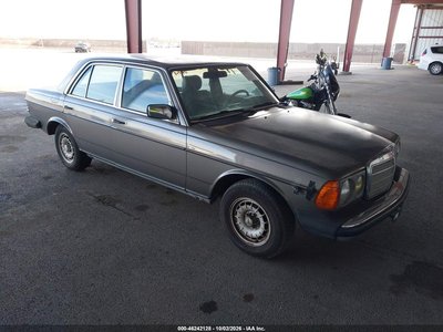 1984 Mercedes-Benz 300 Series