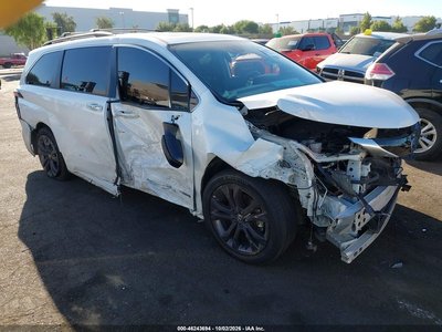 2021 Toyota Sienna Hybrid