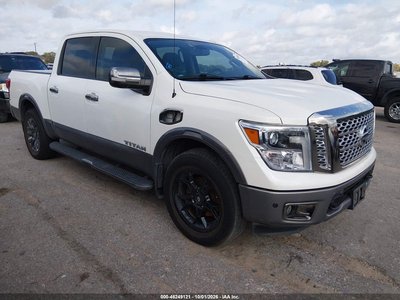 2017 Nissan Titan