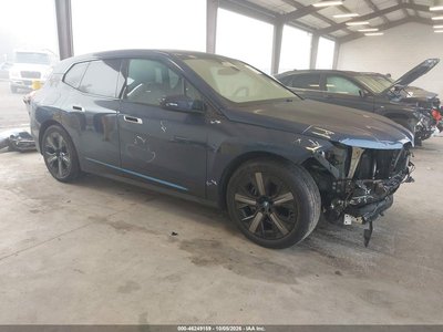 2023 BMW IX