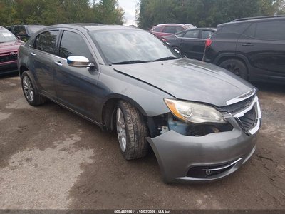 2013 Chrysler 200