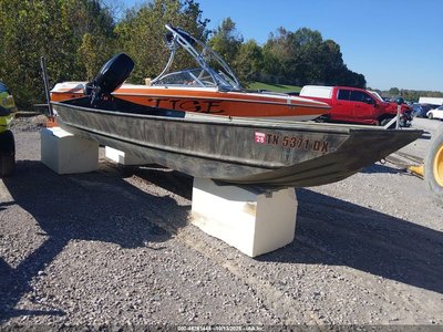 2008 Lowe L1648 Jon Boat