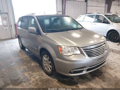 2016 Chrysler Town & Country