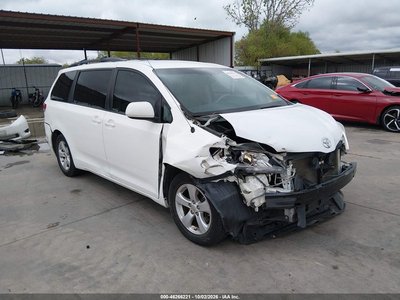 2013 Toyota Sienna