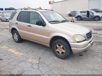 2001 Mercedes-Benz M-Class