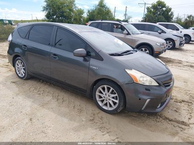 2014 Toyota Prius V
