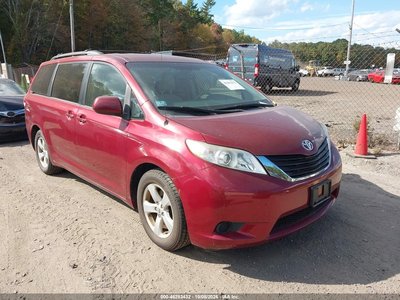 2012 Toyota Sienna