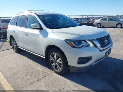2017 Nissan Pathfinder