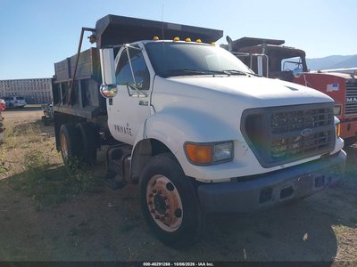 2000 Ford F-750