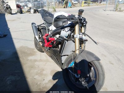 2026 BMW S 1000