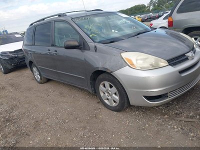 2004 Toyota Sienna