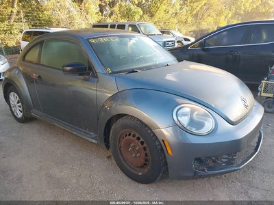 2012 Volkswagen Beetle
