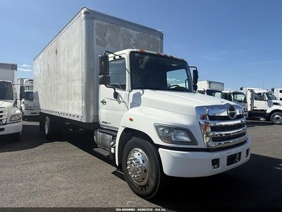 2018 Hino 338 Box Truck