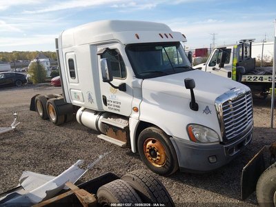 2015 Freightliner Cascadia 125