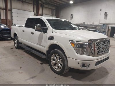 2016 Nissan Titan