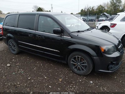 2015 Chrysler Town & Country