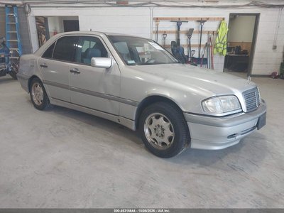 2000 Mercedes-Benz C 230