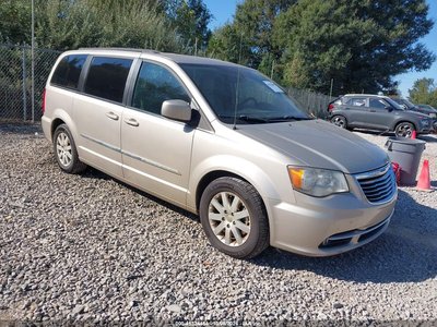 2012 Chrysler Town & Country
